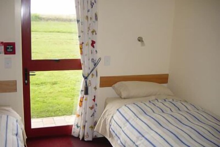 Room 6 of 36