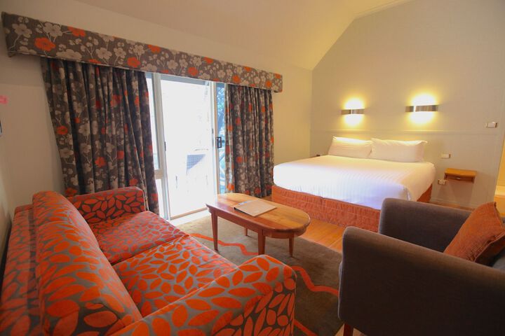 Room 5 of 39