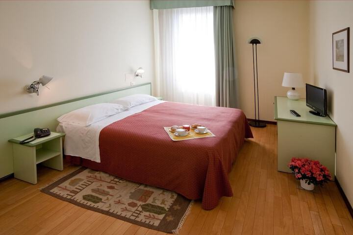 Room 29 of 75