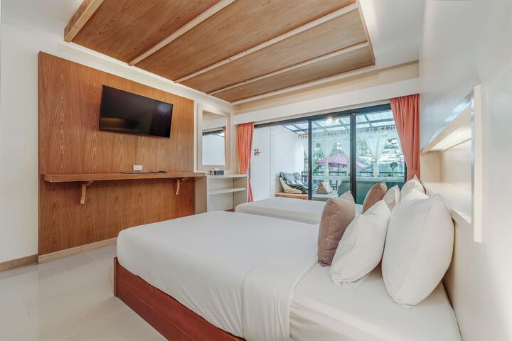 Room 30 of 118