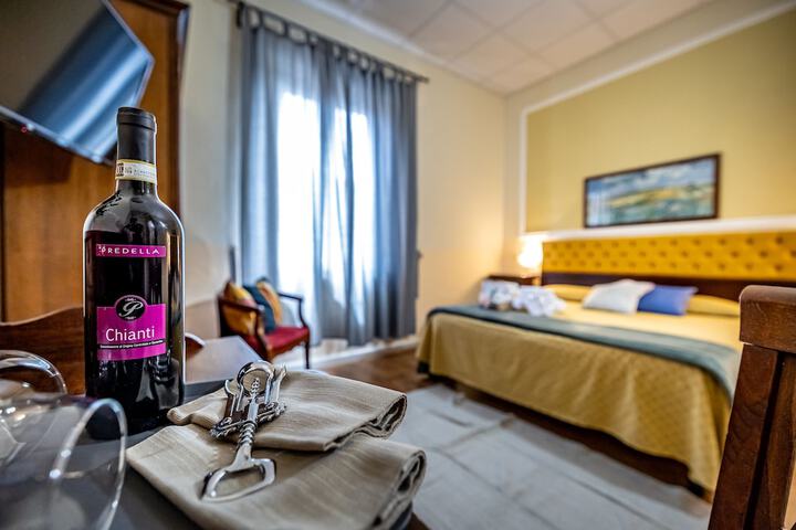 Room 40 of 68