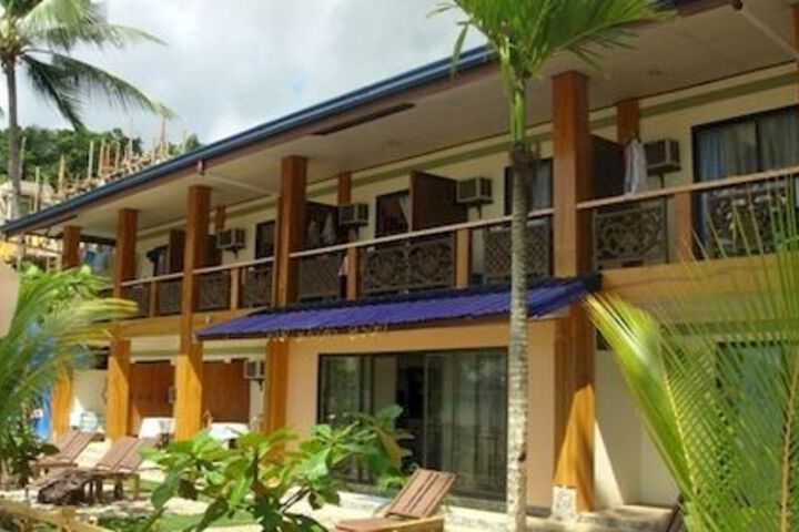 Hotel 5 of 86