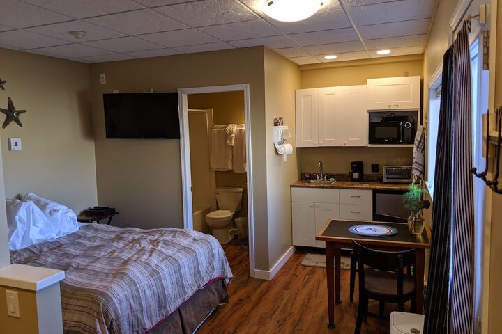 Room 17 of 85