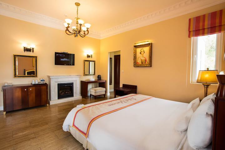 Room 29 of 160