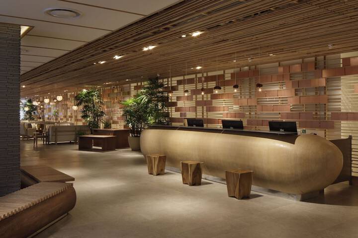 Hotel Interior 4 of 135