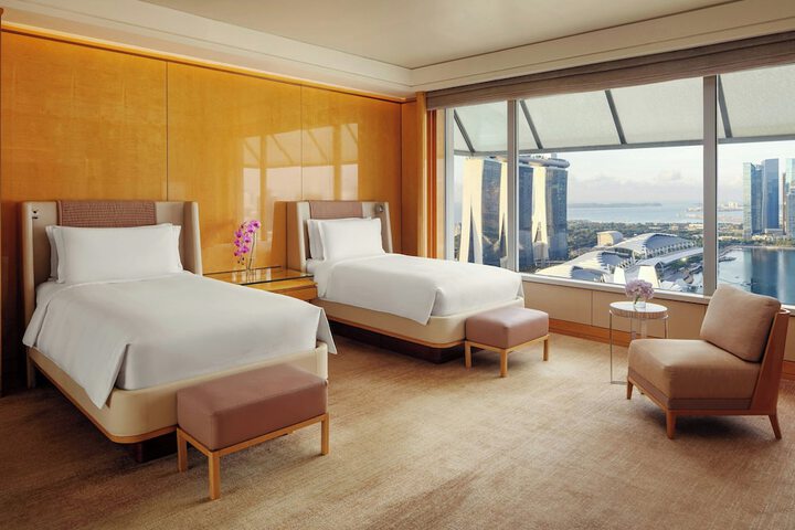 Room 32 of 146