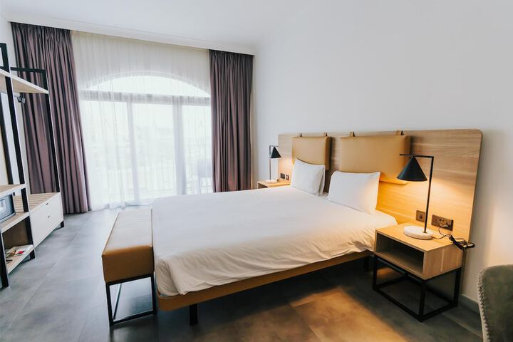 Room 29 of 113