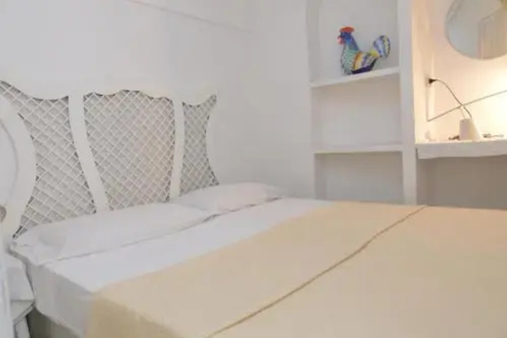 Room 3 of 11