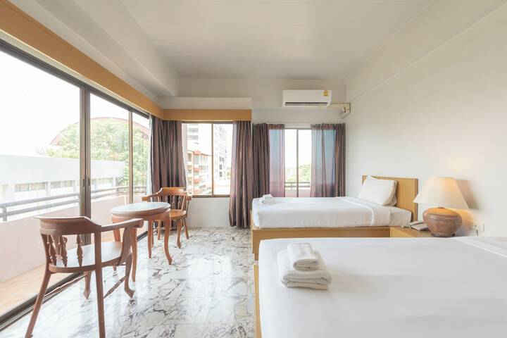 Room 15 of 62