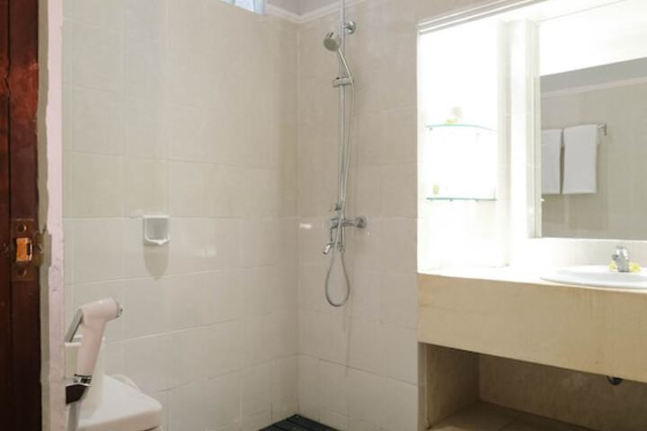 Bath Amenities