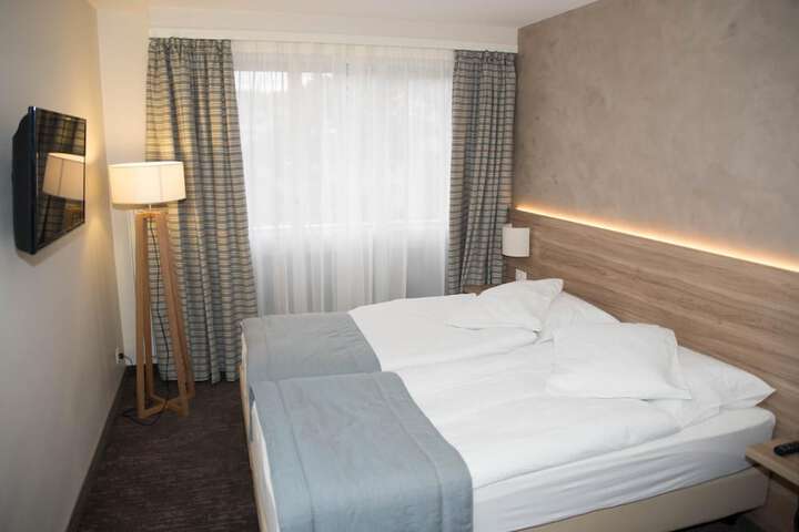 Room 22 of 53
