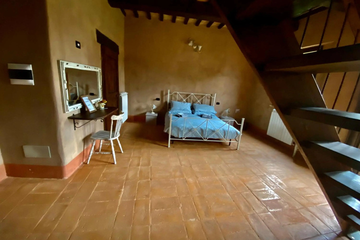 Room 5 of 21