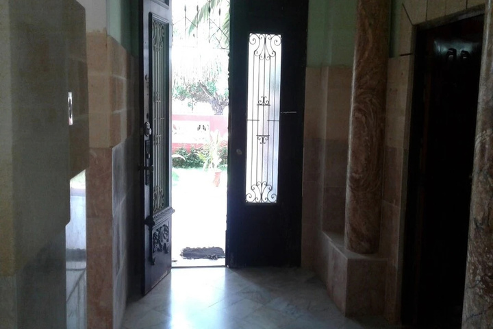 Room 12 of 17