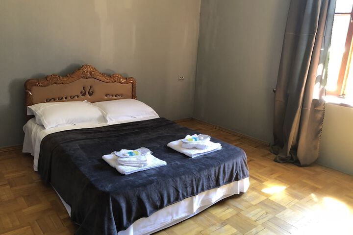 Room 26 of 28