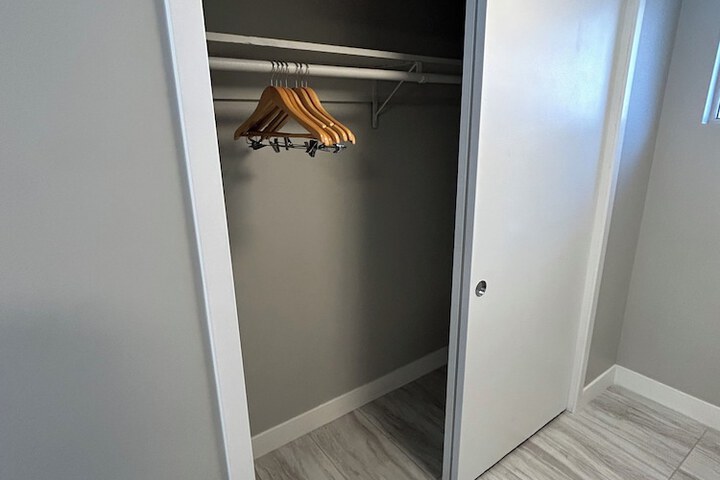 2 Queen Beds (3 of 8)