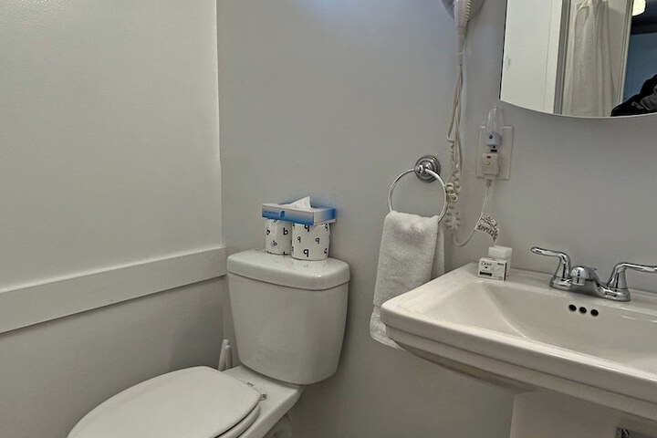 Room 177 of 212