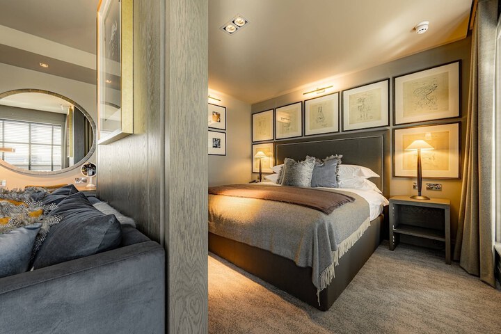 Room 50 of 109
