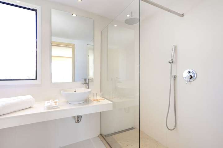 Bath Photo