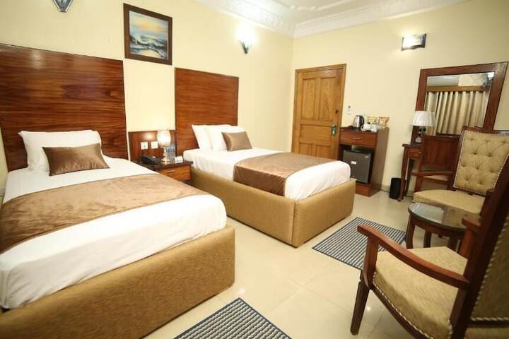 World Inn Karachi