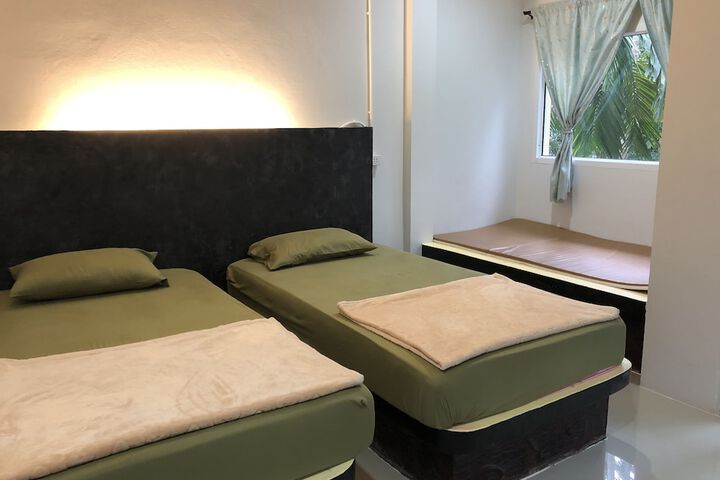 Room 11 of 47