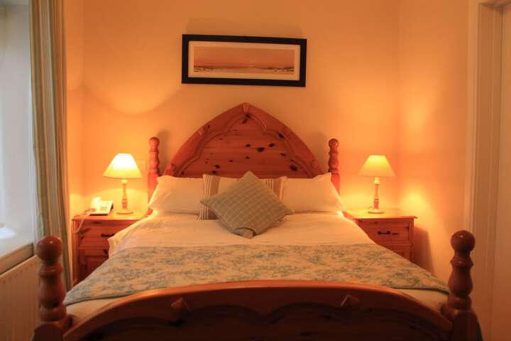Room 10 of 50