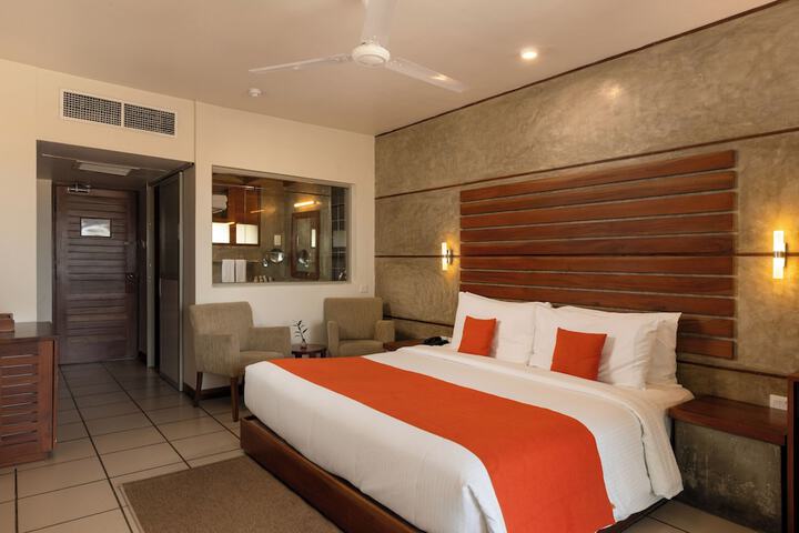 Room 15 of 63