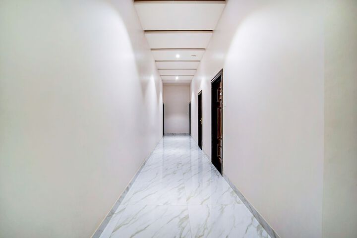 FabHotel Options Lawn
