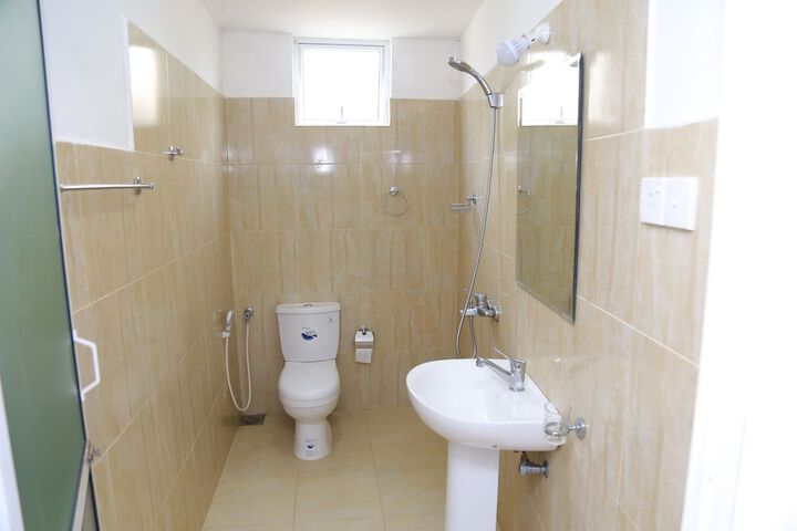 Room 15 of 25