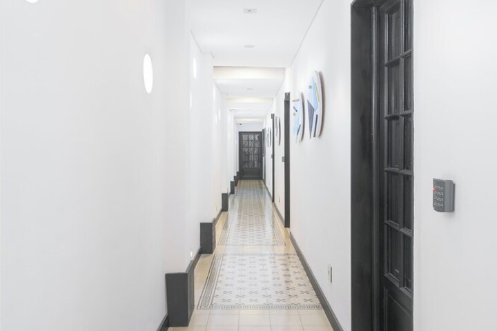 Ballroom/Hall 72 of 79