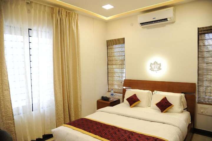 Room 16 of 27