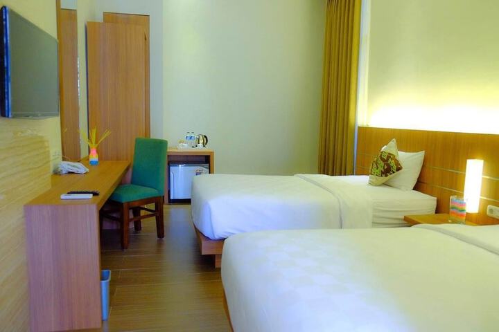 Room 7 of 40