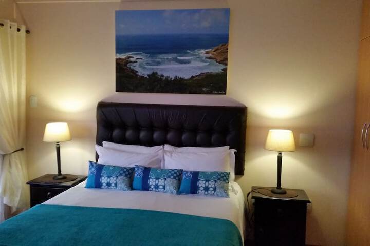 Room 10 of 104