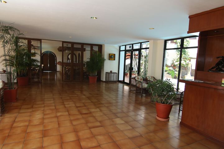 Hotel 2 of 61