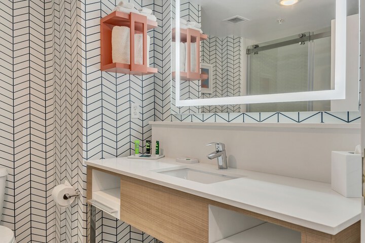 Hotel Interior 12 of 70