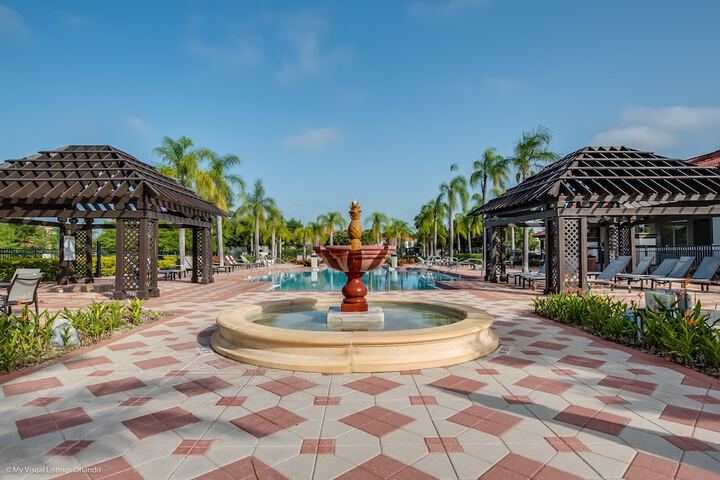 Property Grounds 84 of 92