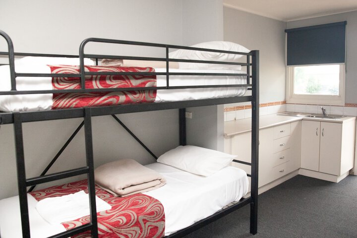 Room 21 of 46