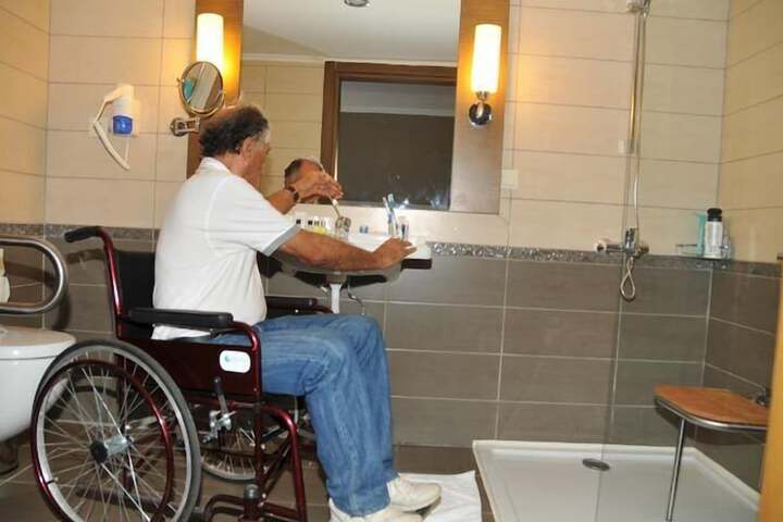 Bathroom Photo