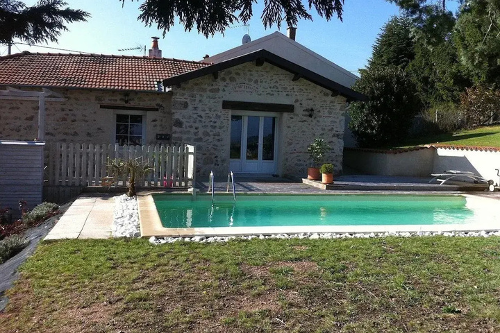 Pool 9 of 13