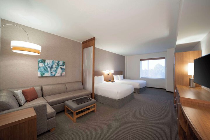 Room 21 of 52