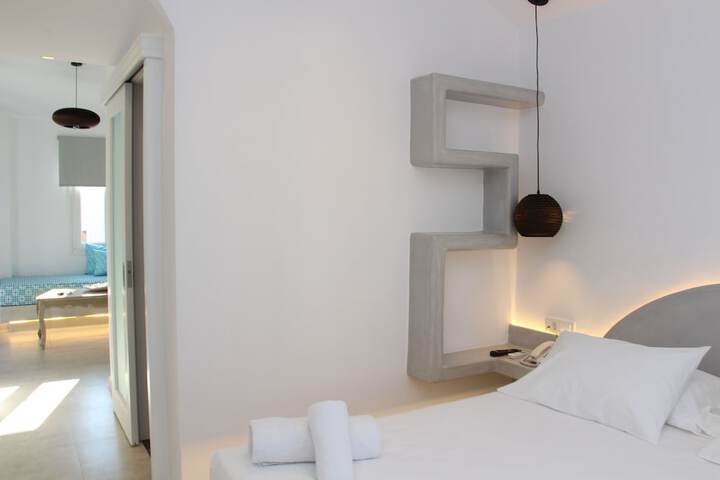 Room 3 of 71