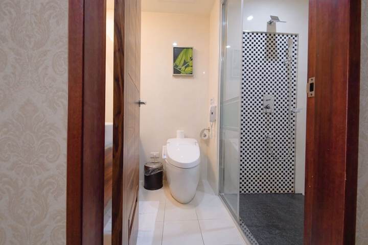 Room 20 of 126