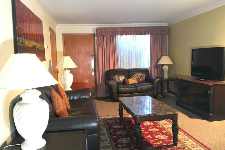 Room 27 of 46