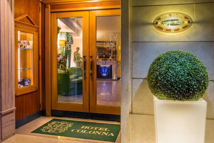 Hotel 35 of 36