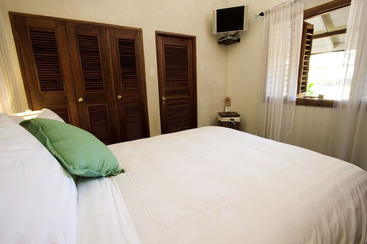 Room 4 of 55