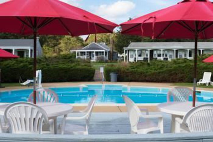 Pool 157 of 171