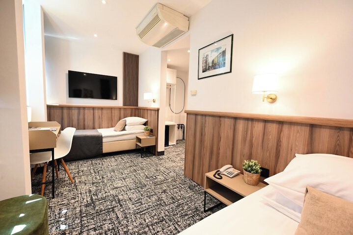 Room 15 of 45