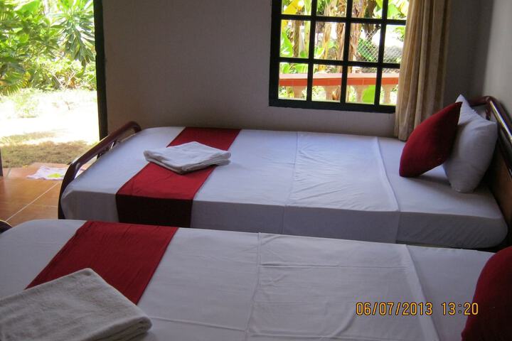 Room 18 of 40