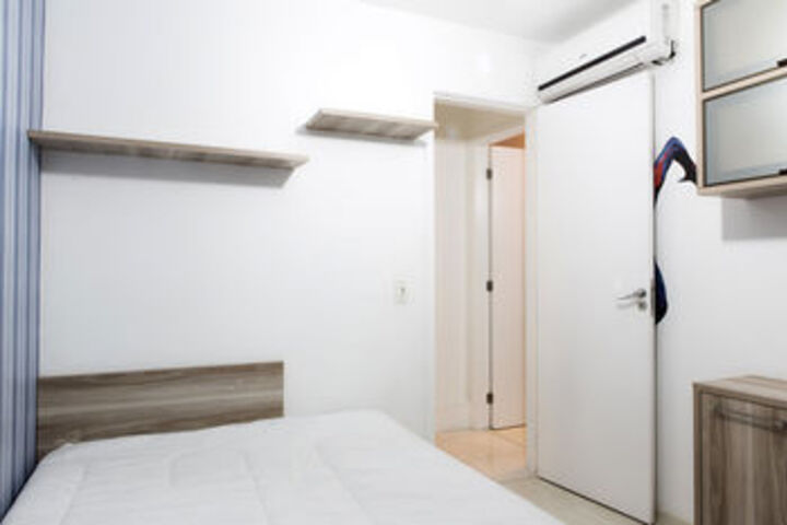 Room 15 of 31