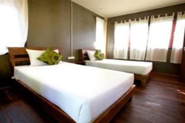 Room 3 of 17