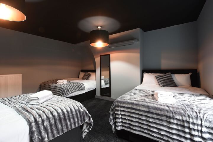 Room 45 of 61